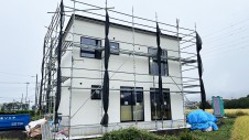 富士吉田市に建つ、お風呂から富士山が見えるお家