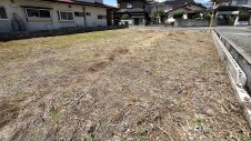 甲府市に建つ、三角屋根がかわいいお家
