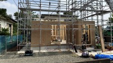 北杜市に建つ、ベリーズアウトレットホーム