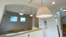 韮崎市に建つ、自然素材を使った奥様こだわりのお家